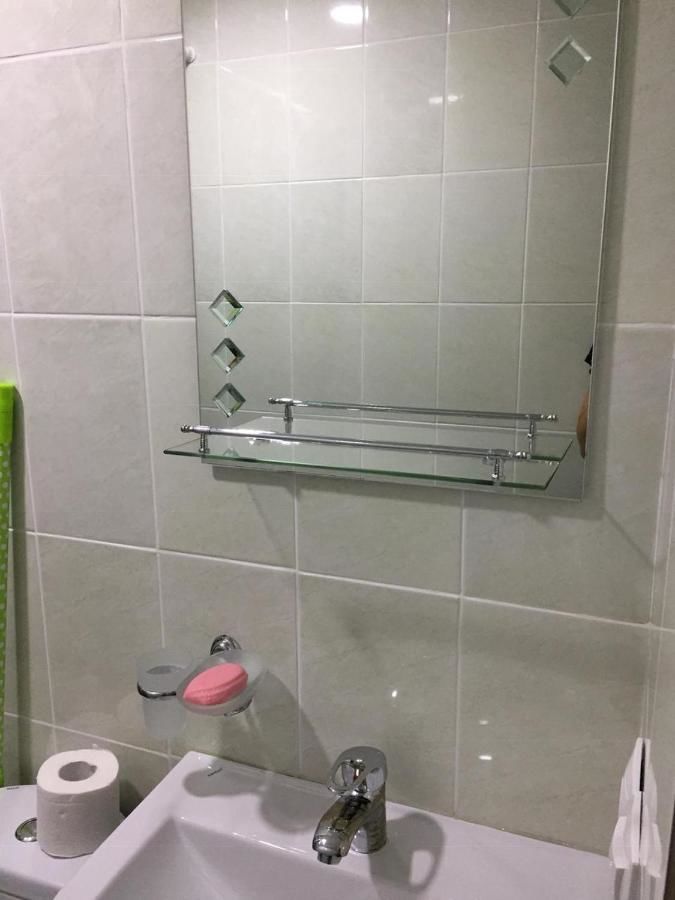 Дома для отпуска Коттеджи у Заура Гагра